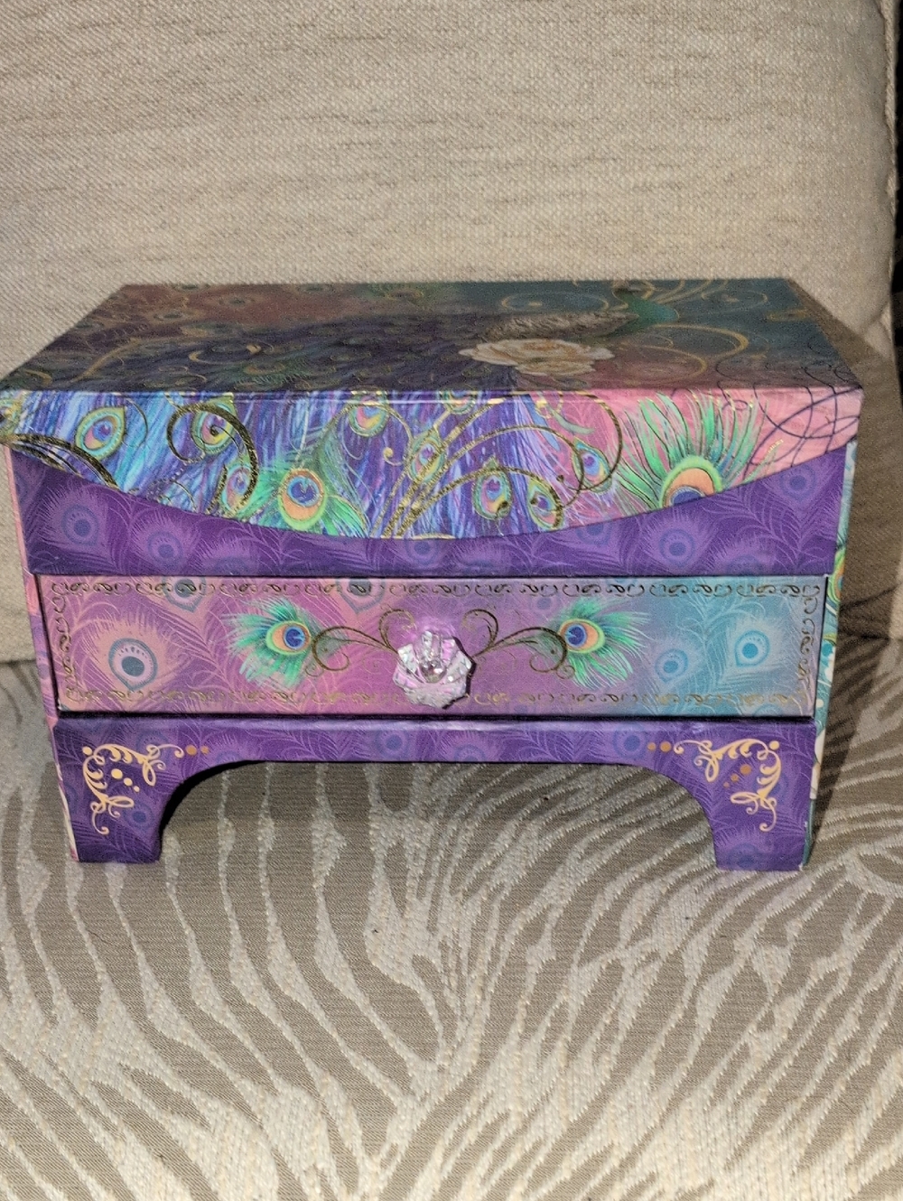 Pooch & Sweetheart Peacock Keepsake Or Jewelry Box